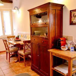 https://casetta-sulla-vallata-pitigliano.it-tuscanyhotel.com