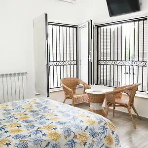 villetta-sole-bari.barihotels.org/